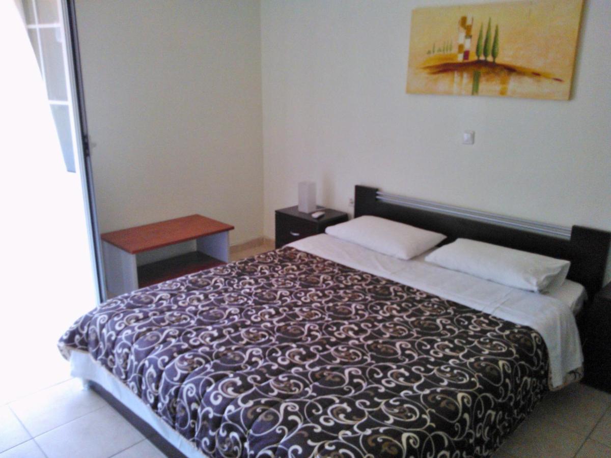 Niriides Apartments Asos Chambre photo